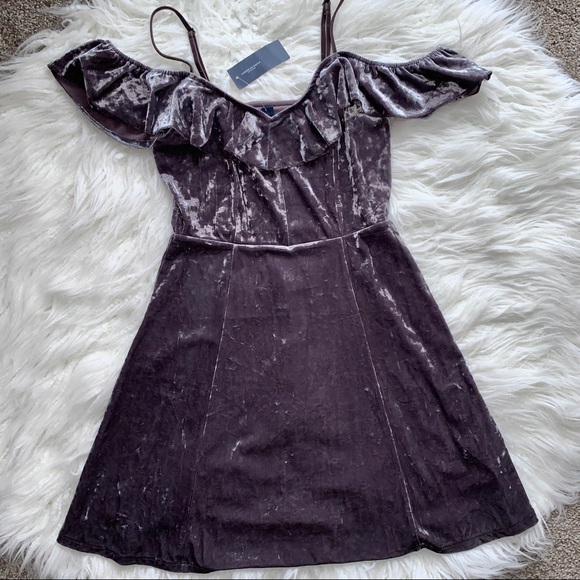 AEO Velvet Dress - Picture 1 of 2